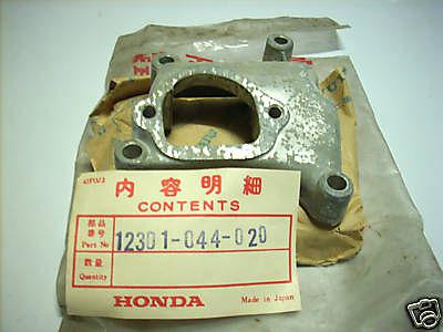 Honda p50 cover cylinder head  genuine part  japan