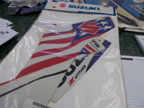 Suzuki &#039;usa&#039; graphics kit