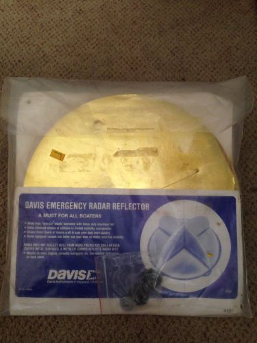 Davis emergency radar reflector