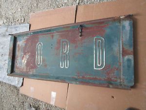 56- 79???  58 ford step side tail gate wall art,work bench,rat rod,coffee tablel