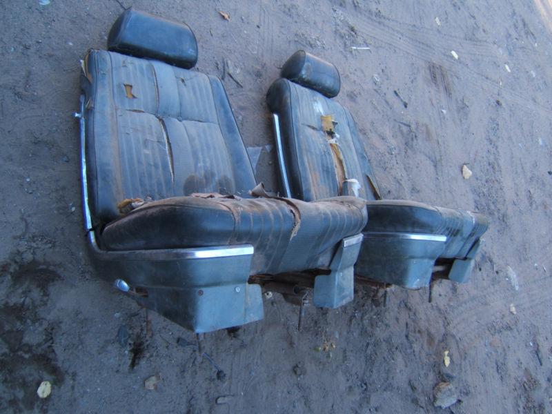 1967 68? ford mopar gm chevy bucket seats 