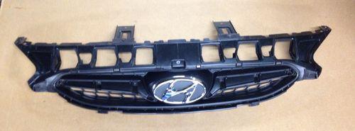 Used genuine oem front grille for 2011-2012 hyundai accent models