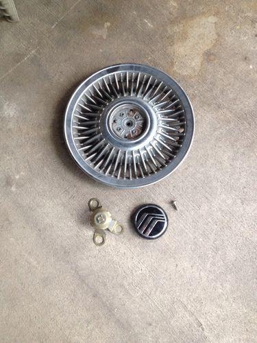 97 grand marquis wheel cover hubcap with mount screw and center cap oem