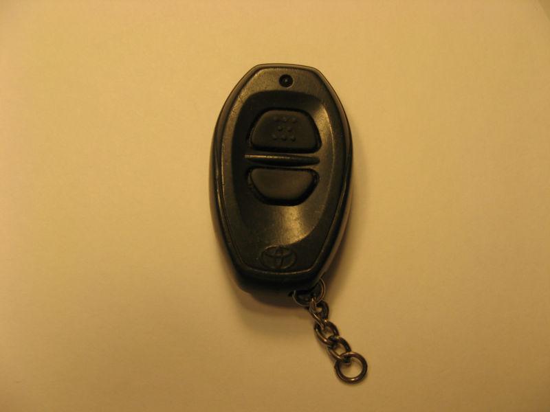 Toyota keyless remote  fcc id: bab237131-022