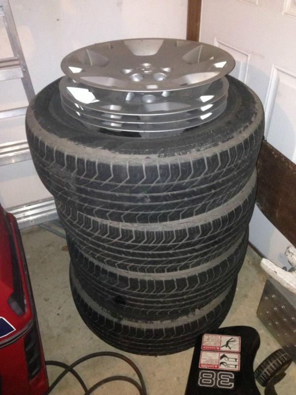 Dodge magnum charger challenger steel wheels tires hubcaps 4