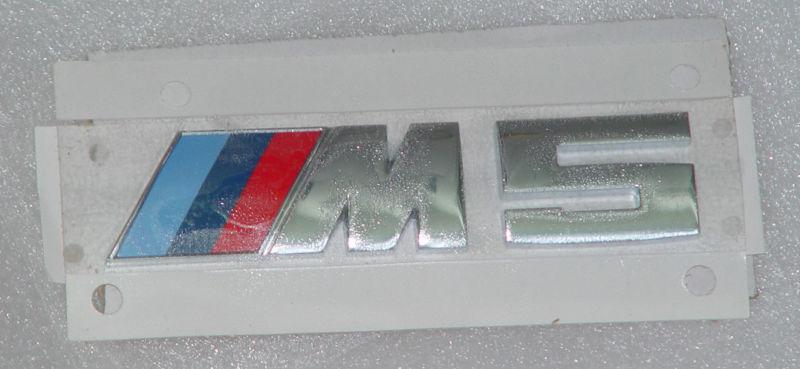 Genuine bmw brand f10 f11 5 series 2011+ m5 emblem badge brand new