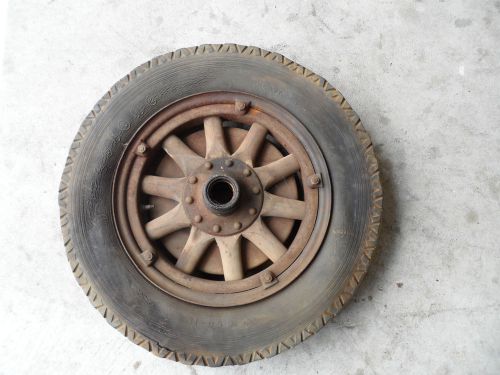 1930 buick 50-60 series front wooden spoke rim-hub-drum-tire assembly