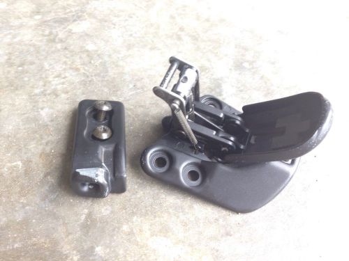 1990-2002 mazda miata driver left side convertible roof latch with receiver oem