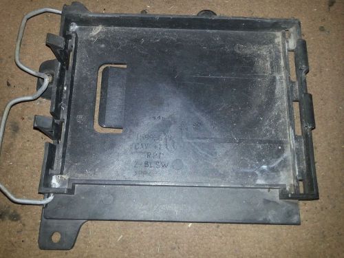 Gm 15995679 ecu / computer mounting bracket