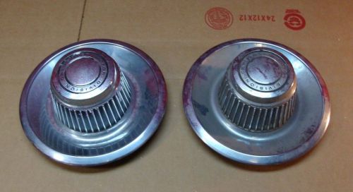 Vintage pair of center rally hub caps 15&#034; chevy rims 1968-1972 chevrolet chevy
