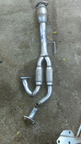 2004 nissan maxima front pipe