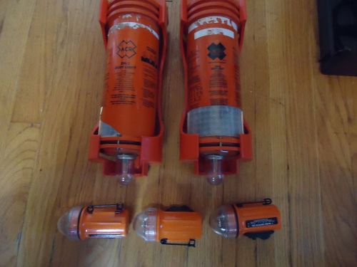 Acr sm-2 buoy light automatic crew-overboard marker light as is untested