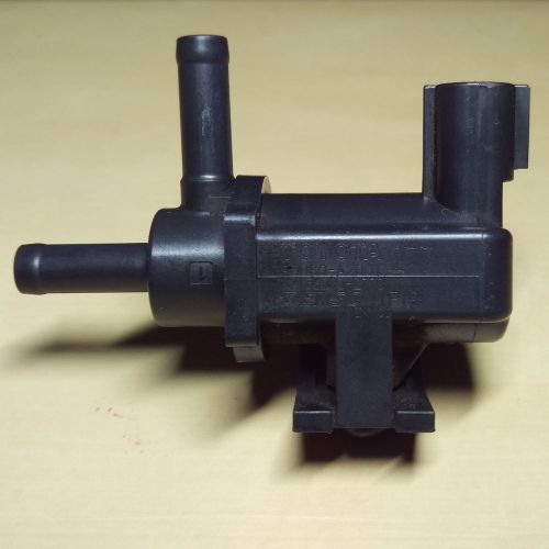 90080-a2001 02 03 04 05 06 toyota camry vacuum switch valve solenoid