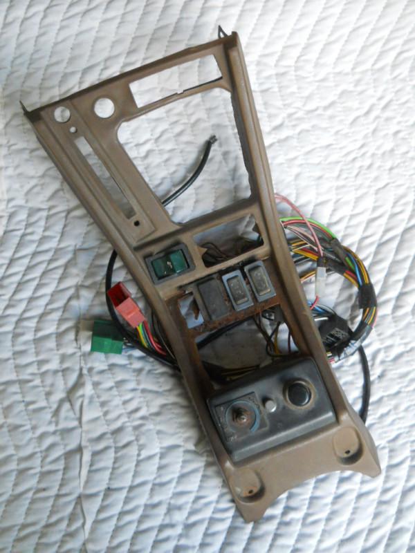 Alfa romeo spider used originalcenter console in brown with wiring harness