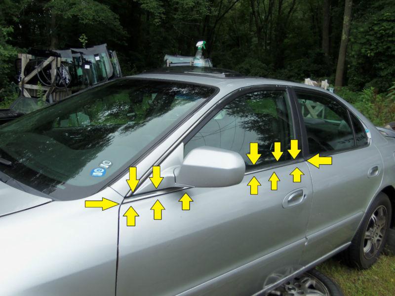 1999 2002 2003 2001 tl left driver's side front door window glass trim molding