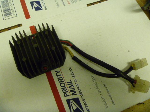 1979 honda cm400t cm 400 t cm400 400t voltage regulator rectifier 12 volt 17