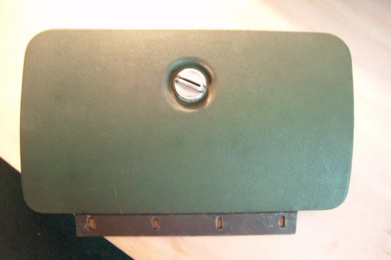 Glove box lid with stop 1970,1971,1972 monte carlo