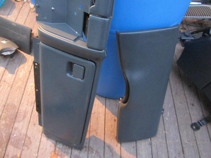 99 - 02 CHEVY SILVERADO CENTER CONSOLE DARK GREY, US $140.00, image 3