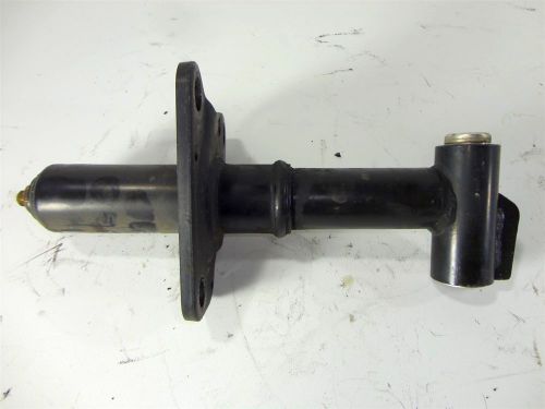 99 a4 front bumper right shock absorber strut