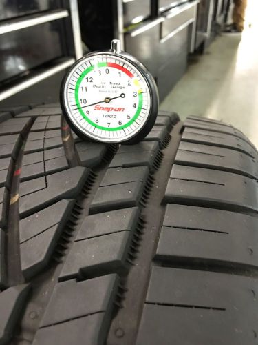 One used continental extremecontact 235/35/19 p235/35r19, tire