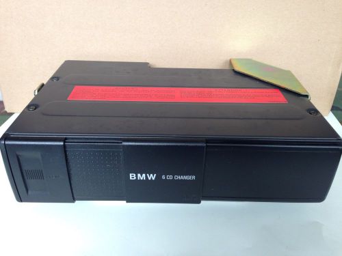 Bmw compact 6-cd changer model no. 82111469404