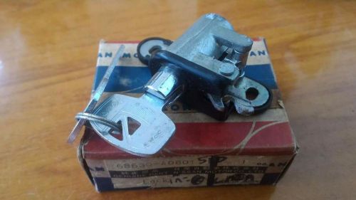 Datsun bluebird 510 glove box lock genuine parts nos japan ((rare))