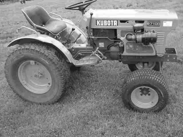 Kubota b7100 tractor operations & parts manuals - also covers b7100 hst-d & hste