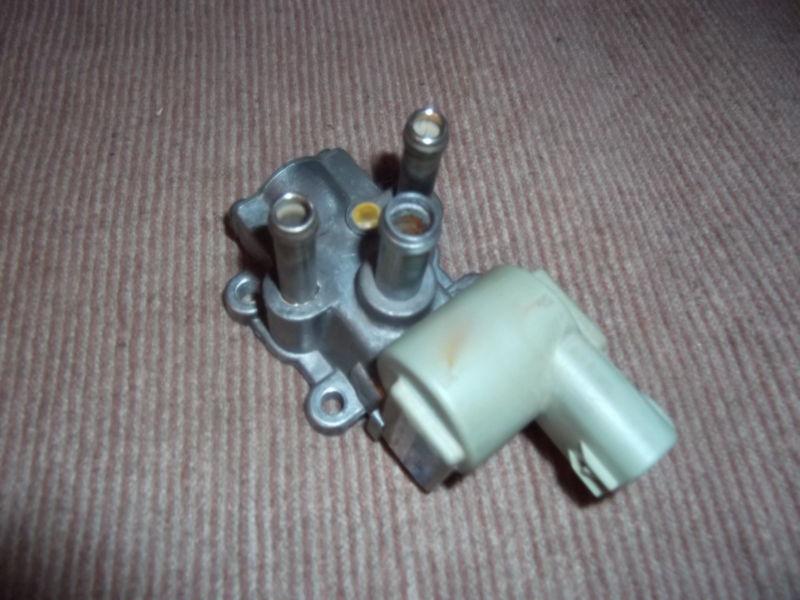 1990-96 toyota camry 2.2l idle air control valve iac