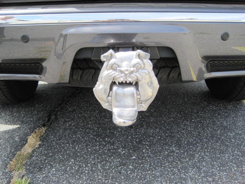 New stainless bulldog shape hitch cover with step