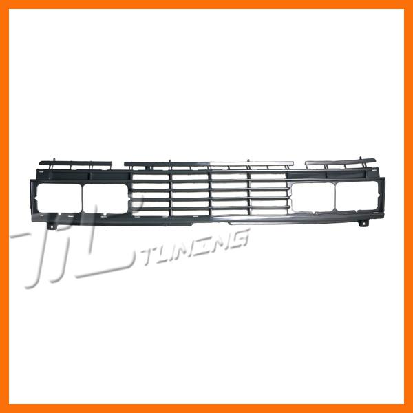 86-86 nissan 7 2wd pickup front plastic grille body assembly