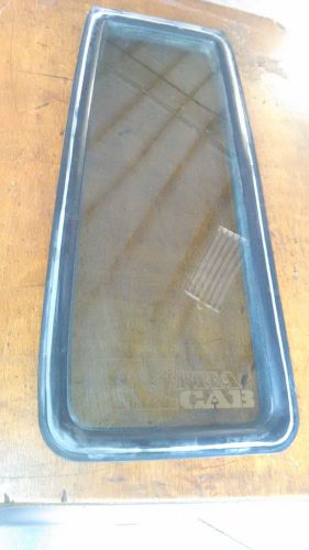 Oem toyota truck pickup 84-88 extra cab rear side window glass (pass. side)
