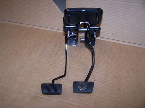 1968 mustang 4 speed clutch and power brake pedals restored 68