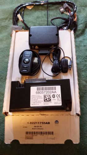 Nos oem chrysler cellular phone hands free 82211755ab u-connect