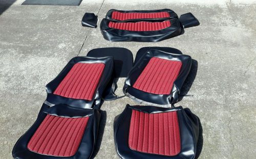 Early ford bronco new upholstery f &amp; r seat covers black w/ red houndstooth