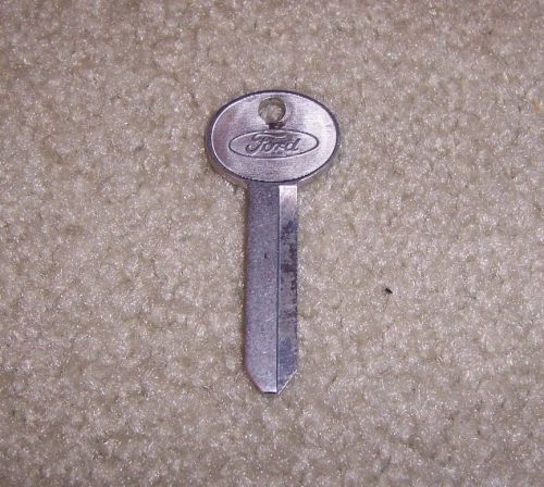 Nos ford thunderbird mustang small hole aluminum key blank for 1970-1980 fords.