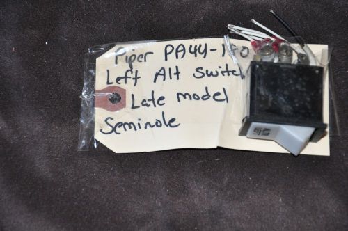 Piper seminole alt switch , late model pa44-180 alternator switch lighted white