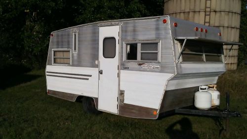 Vintage 1971 aristocrat lo liner travel trailer camper