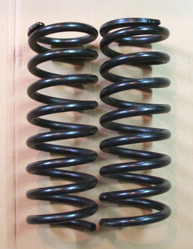 Coil springs,set of 2 front springs, full size ford, mercury cars 1979-1987