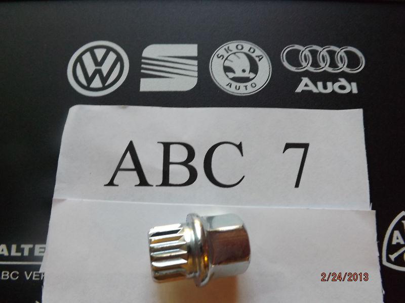 Vw & audi wheel lock key # 7, with nineteen splines