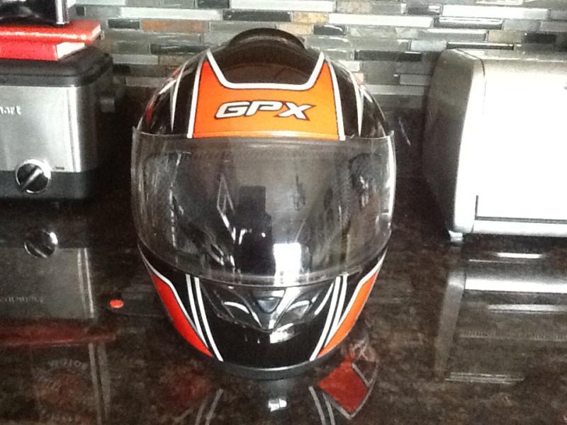  gpx / bell street helmet red / black with white and grey detailing it new