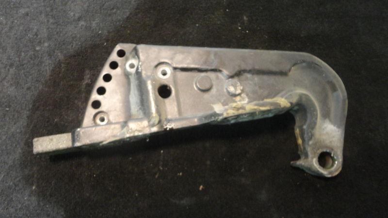 Stbd side clamp bracket #0395844, johnson evinrude 1990 150hp outboard motor