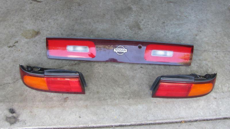 Nissan 240sx tail lights oem s14 1995-1998 usdm complete 3 piece nice!!