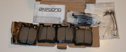 Akebono eur847 euro premium ceramic disc brake pad new in box