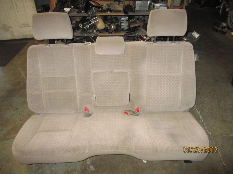 2000 01 02 03 04 05 06 toyota tundra front bench seat tan cloth std. cab