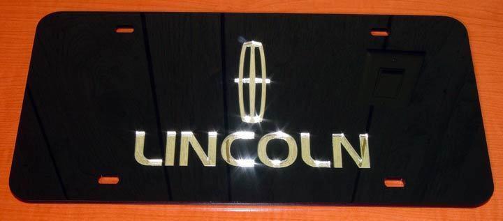 Lincoln black and chrome mirror license plate navigator