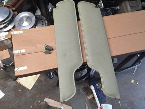 1968 ford galaxie 500 xl light green sun visors pair with holder