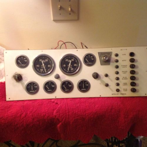 Vintage taylor made pacemaker sea skiffs instrument panel &amp; gauges with 2 keys