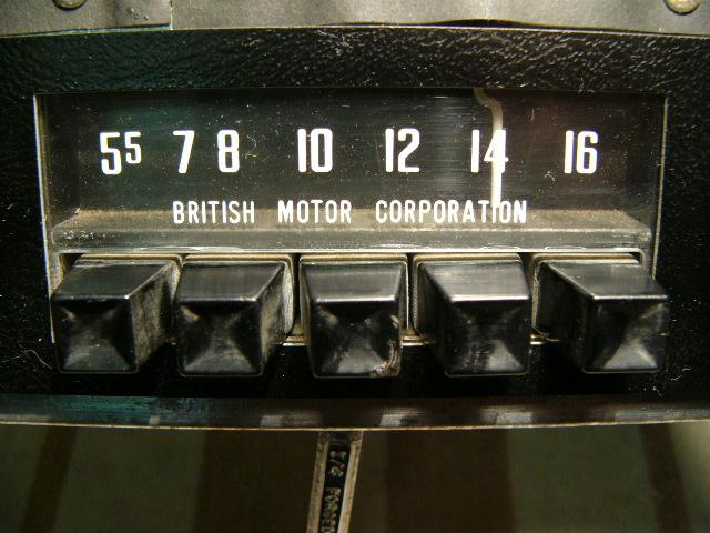 B.m.c. car radio, austin-healey, mini, mini-cooper, mga, mgb, mgc, sprite/midget