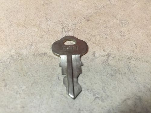 Chicago lock co. org nos omc johnson evinrude boat outboard kf series key kf 71