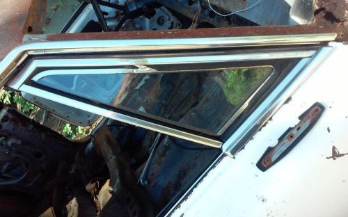 1965 66 chevy impala ss passenger side vent window assembly